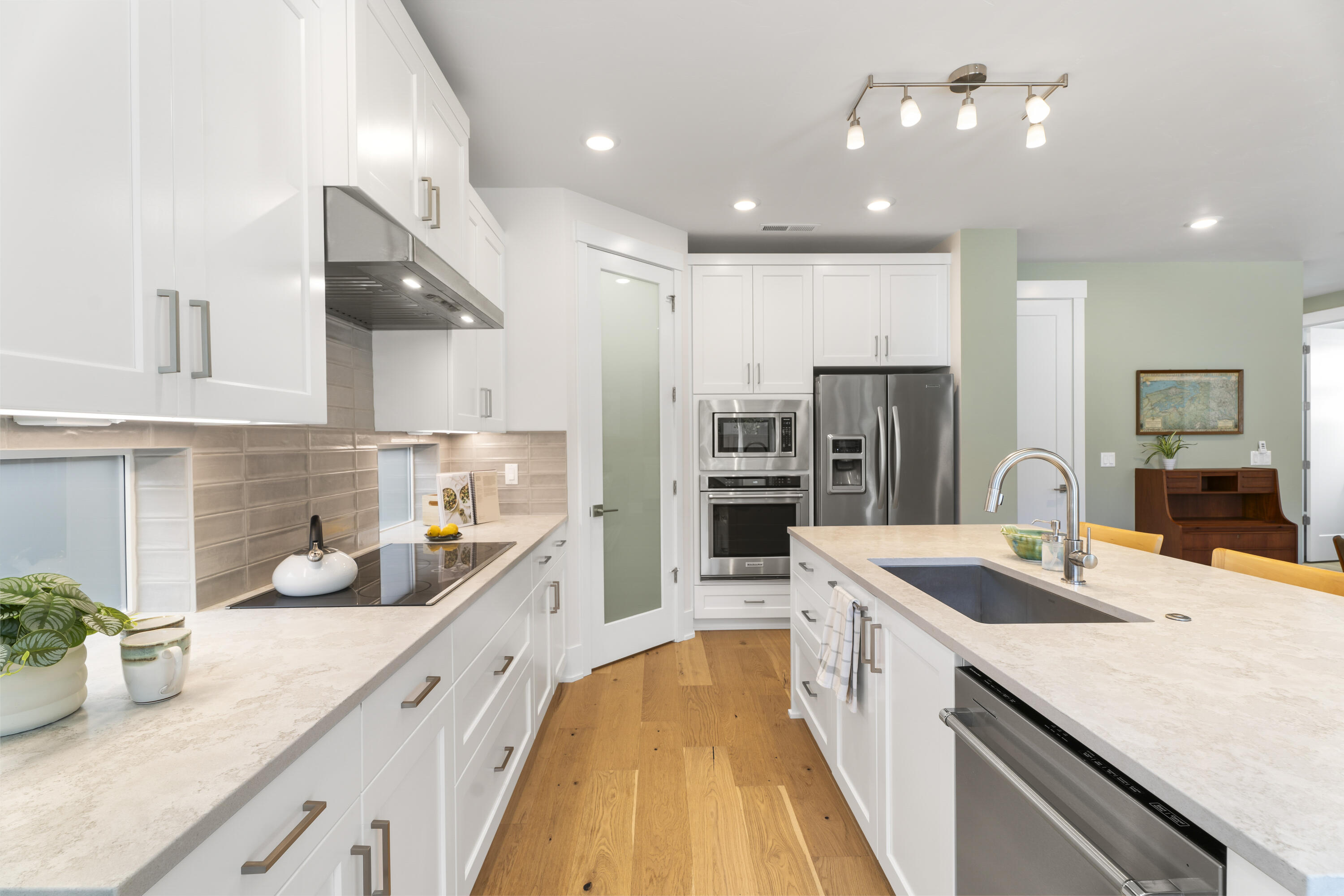 Skyline West - Residential