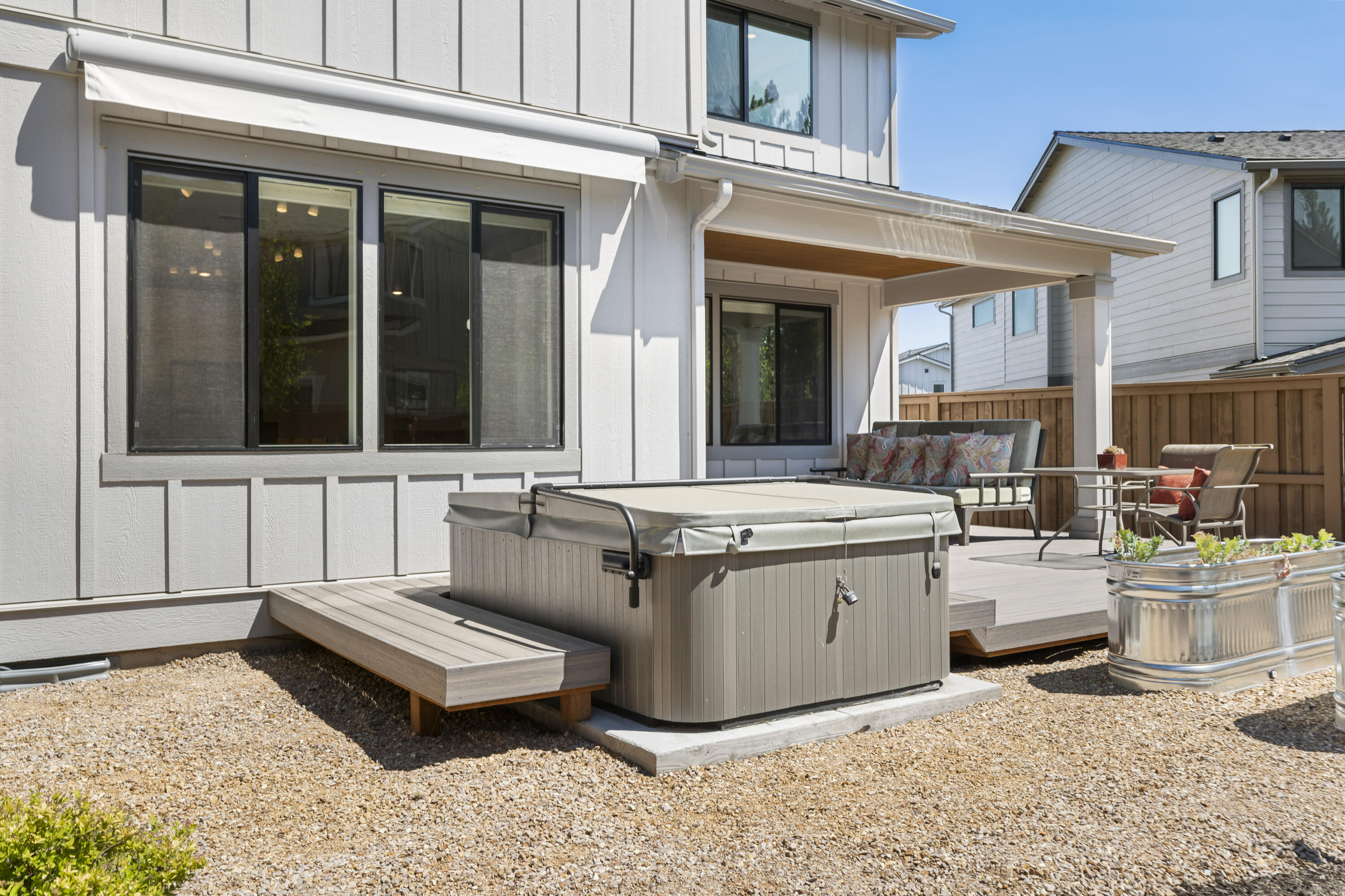 Skyline West - Residential