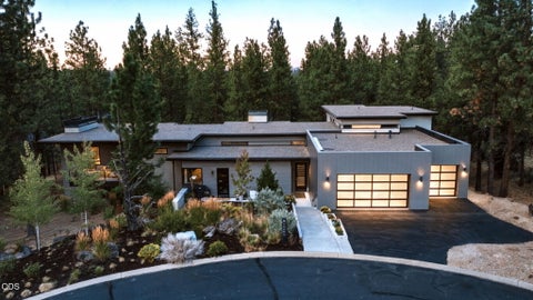 Photo of 19492 Bainbridge Court, Bend, OR 97702 (MLS # 220228534)