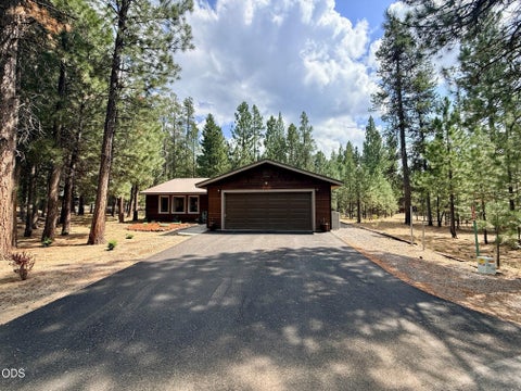 Tiny photo for 14217 Stillwater Lane, La Pine, OR 97739 (MLS # 220216044)