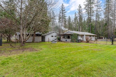 Tiny photo for 234 Penny Lane, Grants Pass, OR 97527 (MLS # 220213020)