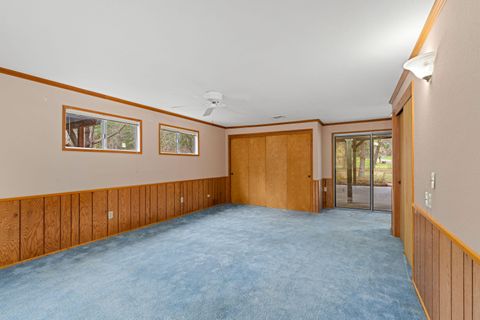 Tiny photo for 234 Penny Lane, Grants Pass, OR 97527 (MLS # 220213020)