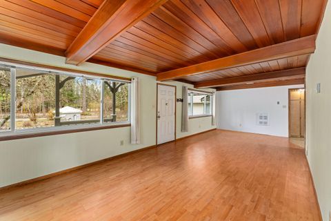 Tiny photo for 234 Penny Lane, Grants Pass, OR 97527 (MLS # 220213020)