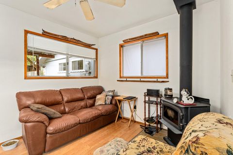 Tiny photo for 234 Penny Lane, Grants Pass, OR 97527 (MLS # 220213020)