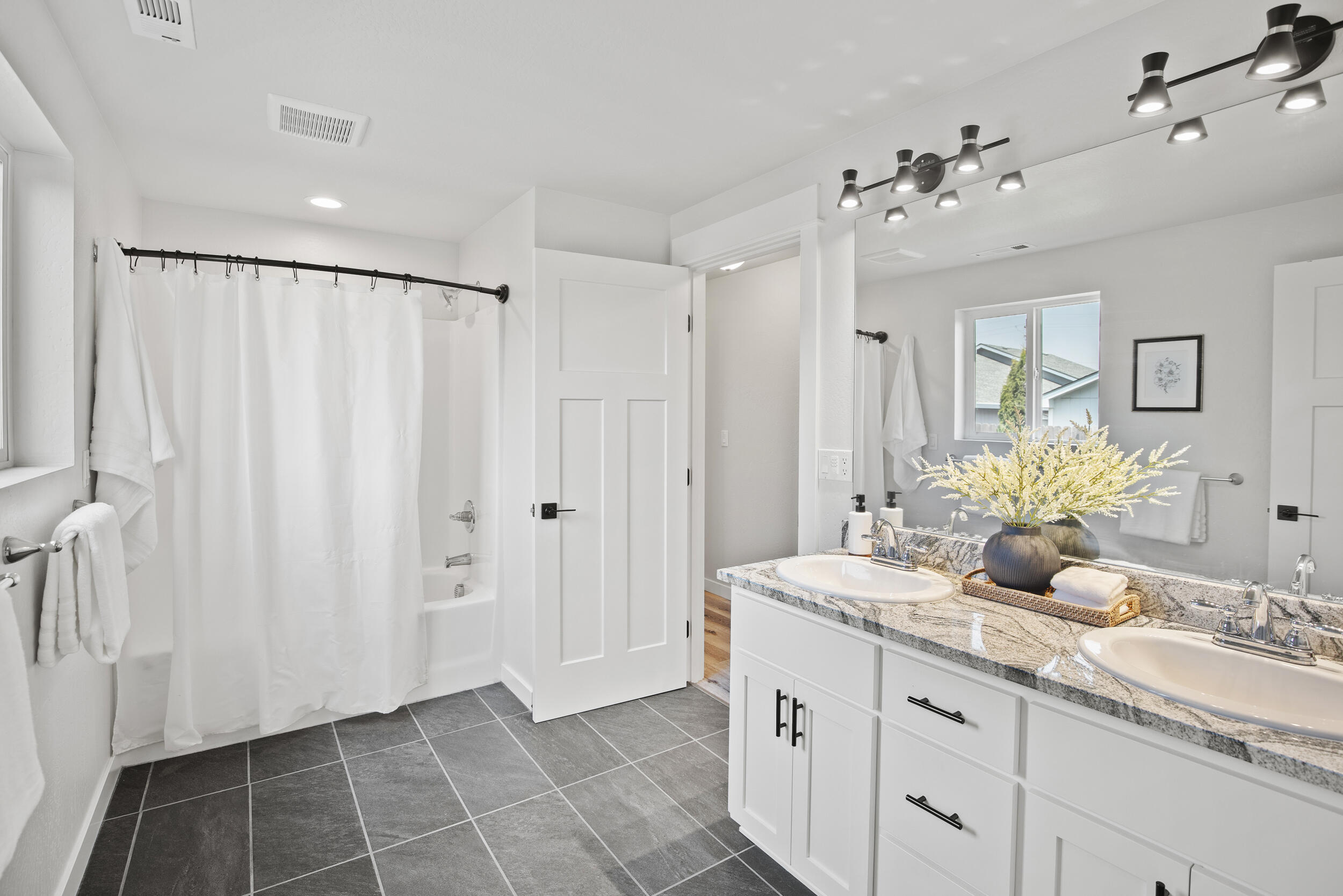 Tamarack Estates - Residential