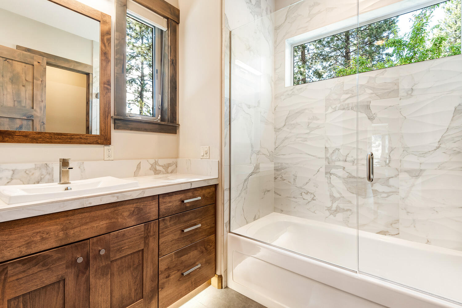 PointsWest - Residential