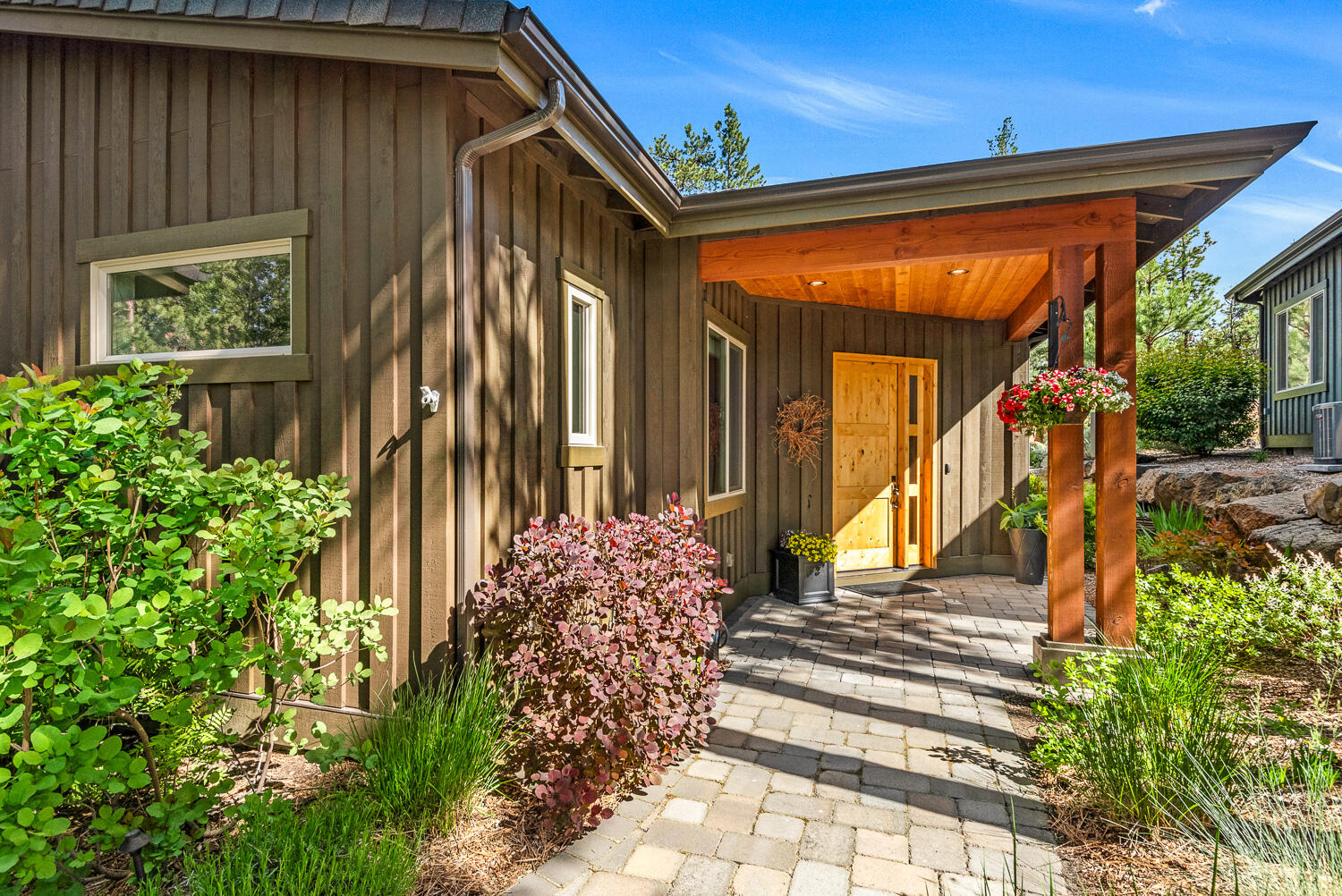 PointsWest - Residential