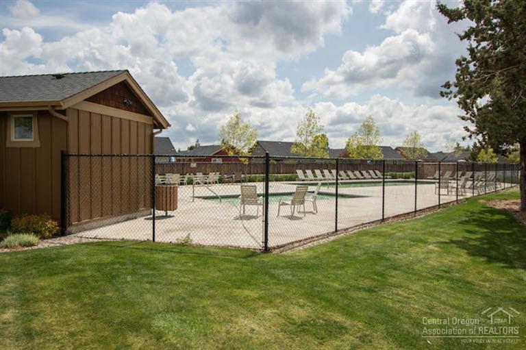 Fieldstone Crossing - Residential