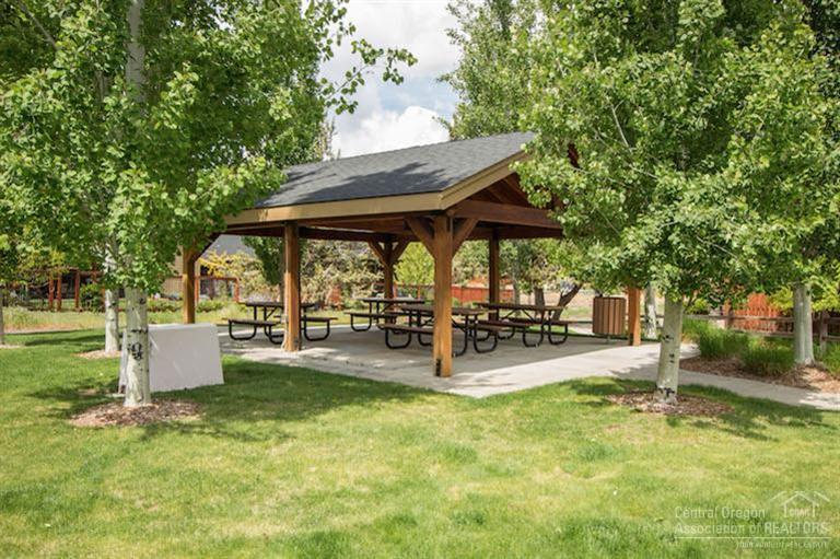 Fieldstone Crossing - Residential