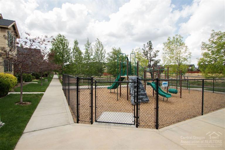 Fieldstone Crossing - Residential