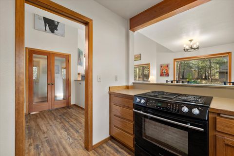 Tiny photo for 17894 Red Cedar Lane, Sunriver, OR 97707 (MLS # 220223473)