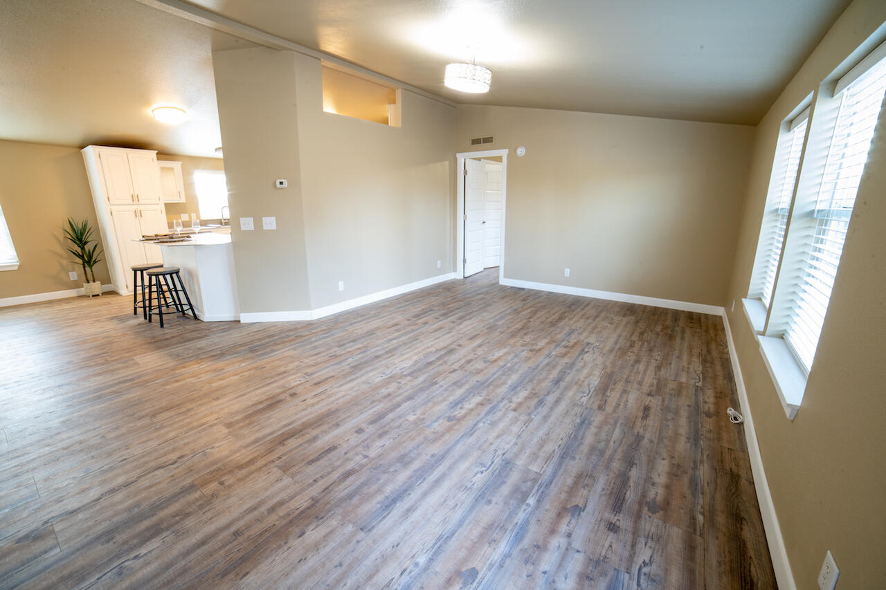 21395 Chasing Cattle Lane