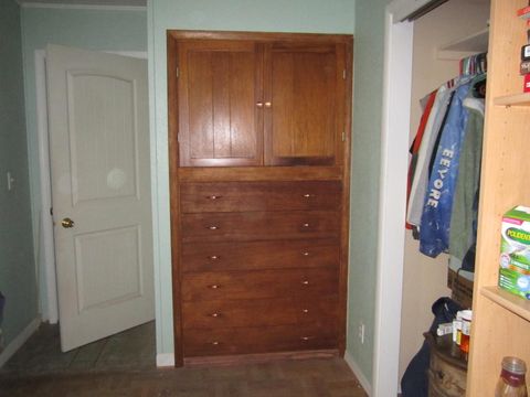 Tiny photo for 5311 Uhrmann Road, Klamath Falls, OR 97601 (MLS # 220212956)