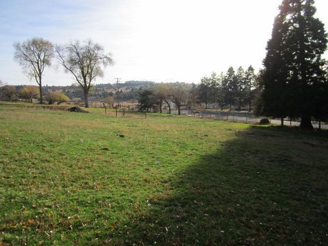 Tiny photo for 5311 Uhrmann Road, Klamath Falls, OR 97601 (MLS # 220212956)