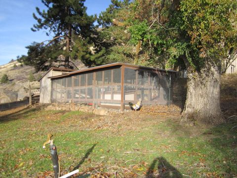 Tiny photo for 5311 Uhrmann Road, Klamath Falls, OR 97601 (MLS # 220212956)
