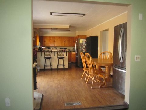 Tiny photo for 5311 Uhrmann Road, Klamath Falls, OR 97601 (MLS # 220212956)