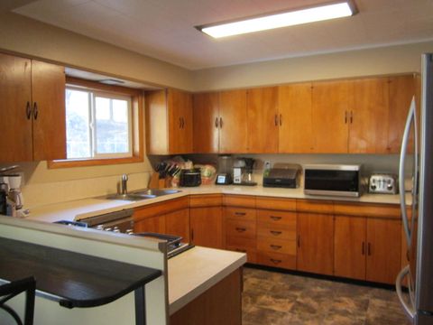 Tiny photo for 5311 Uhrmann Road, Klamath Falls, OR 97601 (MLS # 220212956)