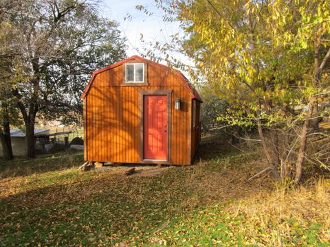 Tiny photo for 5311 Uhrmann Road, Klamath Falls, OR 97601 (MLS # 220212956)