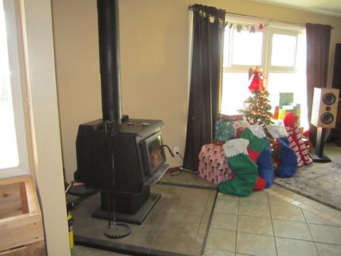 Tiny photo for 5311 Uhrmann Road, Klamath Falls, OR 97601 (MLS # 220212956)