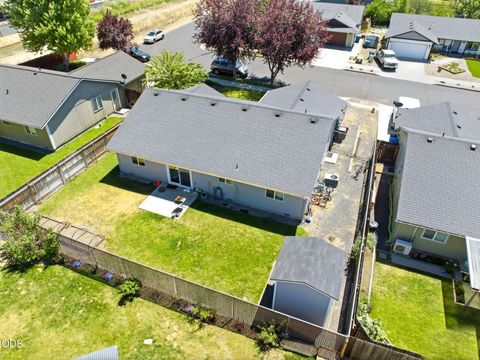 Tiny photo for 747 NE Black Bear Street, Prineville, OR 97754 (MLS # 220225142)