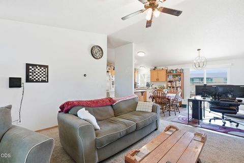 Tiny photo for 747 NE Black Bear Street, Prineville, OR 97754 (MLS # 220225142)