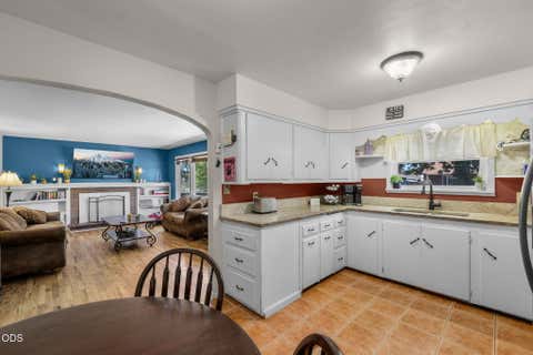 Tiny photo for 1036 SW 13th Street, Redmond, OR 97756 (MLS # 220224280)