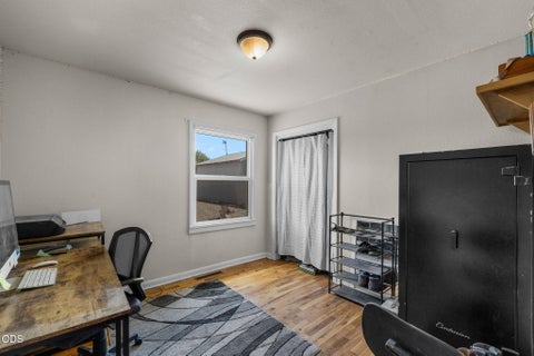 Tiny photo for 1036 SW 13th Street, Redmond, OR 97756 (MLS # 220224280)