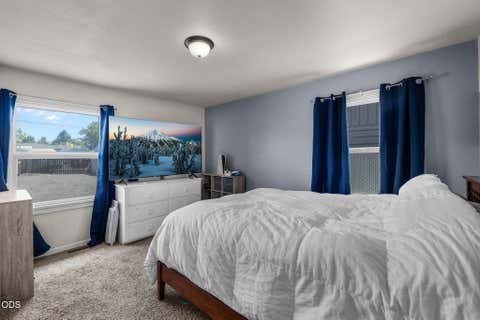 Tiny photo for 1036 SW 13th Street, Redmond, OR 97756 (MLS # 220224280)