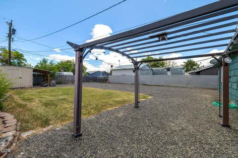 Tiny photo for 1036 SW 13th Street, Redmond, OR 97756 (MLS # 220224280)