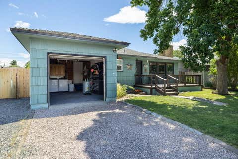 Tiny photo for 1036 SW 13th Street, Redmond, OR 97756 (MLS # 220224280)