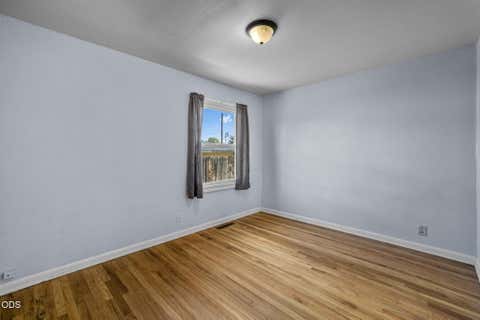 Tiny photo for 1036 SW 13th Street, Redmond, OR 97756 (MLS # 220224280)