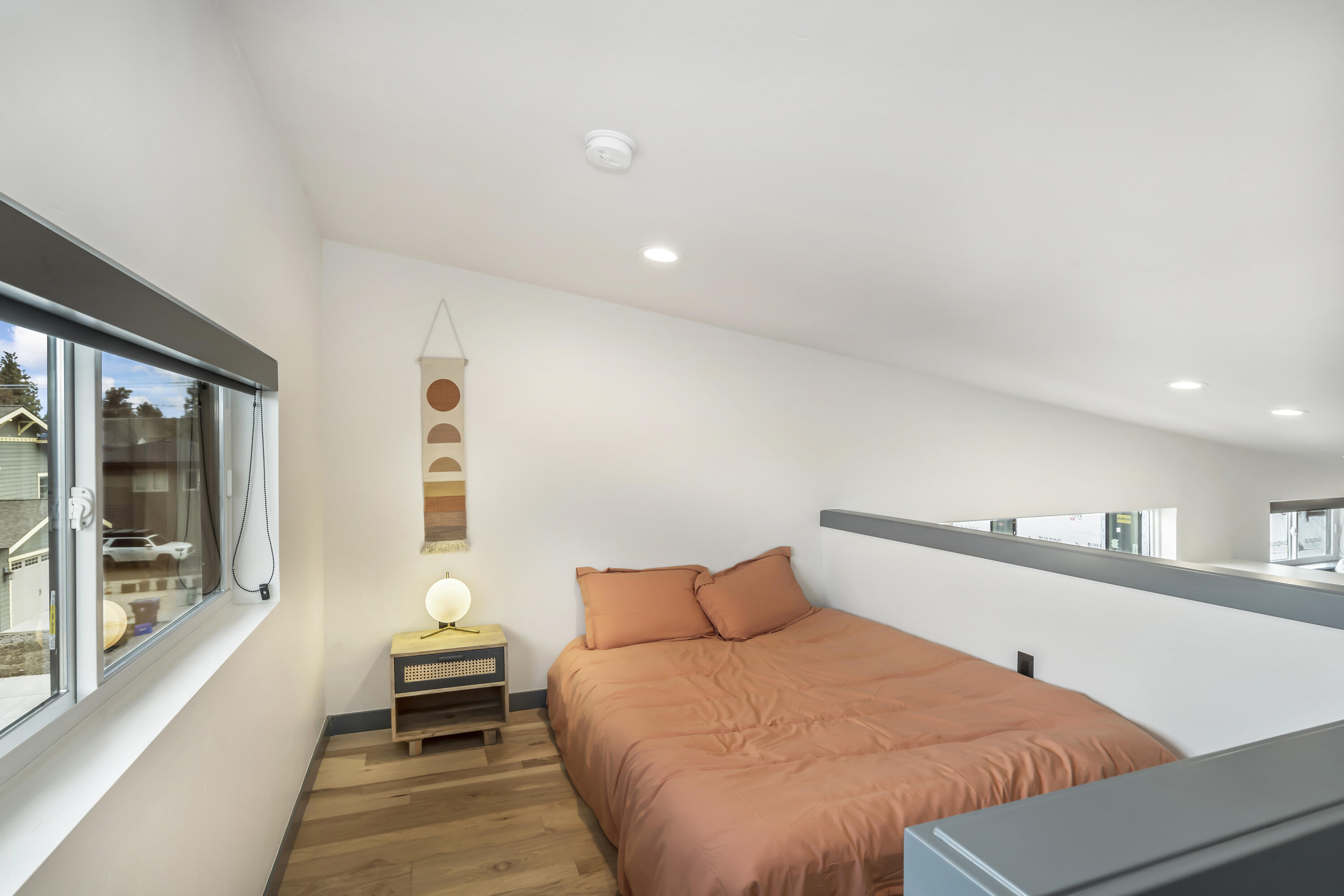 Hiatus - Residential