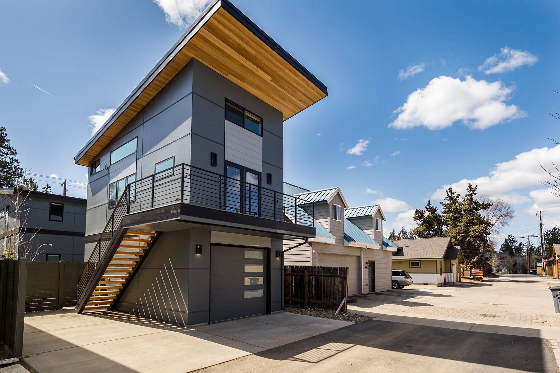 Hiatus - Residential