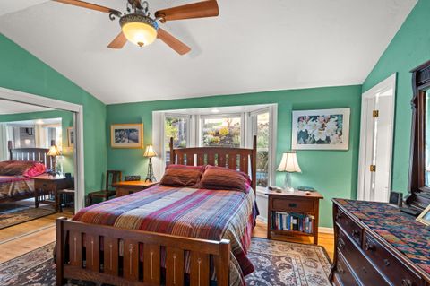 Tiny photo for 2820 David Lane, Medford, OR 97504 (MLS # 220211958)