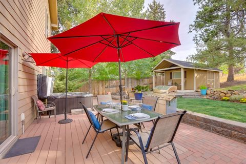 Tiny photo for 61542 Aaron Way, Bend, OR 97702 (MLS # 220212032)