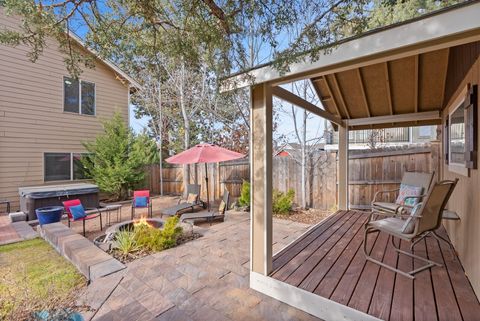 Tiny photo for 61542 Aaron Way, Bend, OR 97702 (MLS # 220212032)