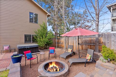 Tiny photo for 61542 Aaron Way, Bend, OR 97702 (MLS # 220212032)