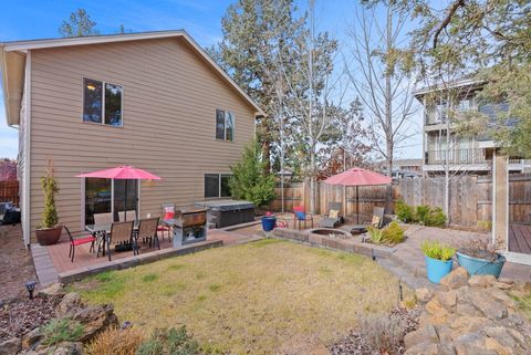 Tiny photo for 61542 Aaron Way, Bend, OR 97702 (MLS # 220212032)