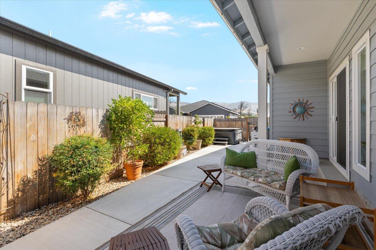 Oak Valley - Residential