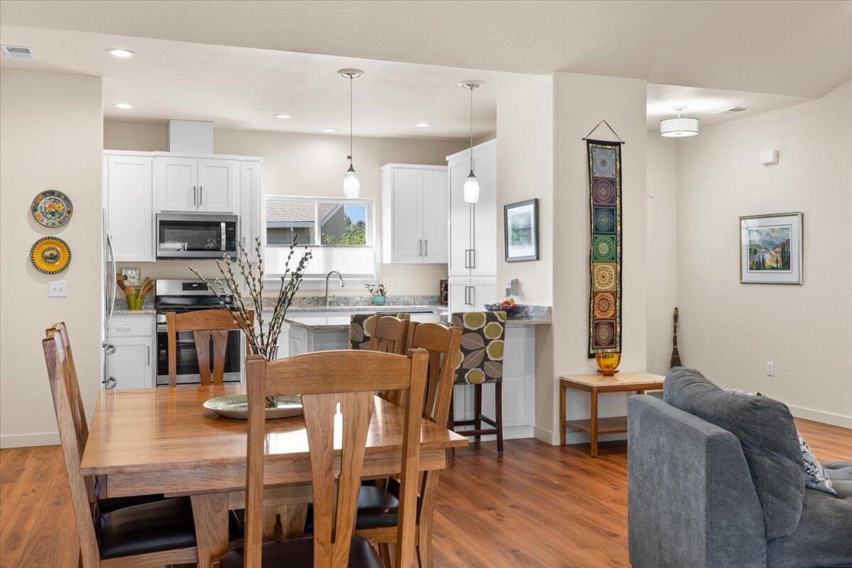 Oak Valley - Residential