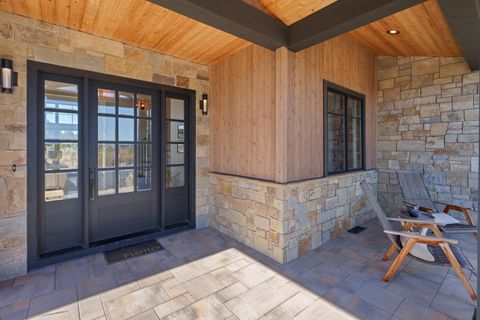 Tiny photo for 19136 Cartwright Court, Bend, OR 97702 (MLS # 220216878)