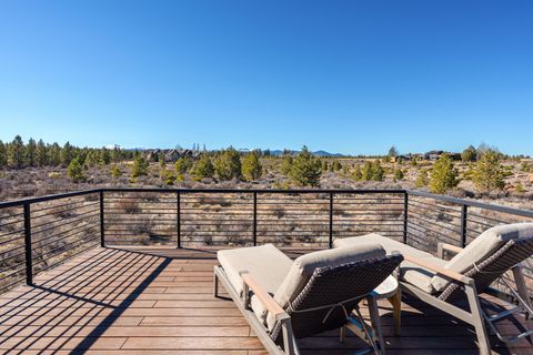Tiny photo for 19136 Cartwright Court, Bend, OR 97702 (MLS # 220216878)
