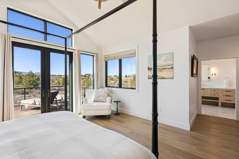 Tiny photo for 19136 Cartwright Court, Bend, OR 97702 (MLS # 220216878)