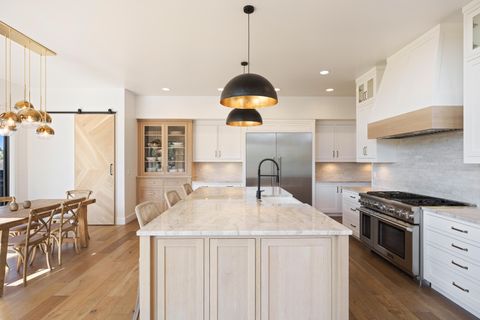 Tiny photo for 19136 Cartwright Court, Bend, OR 97702 (MLS # 220216878)