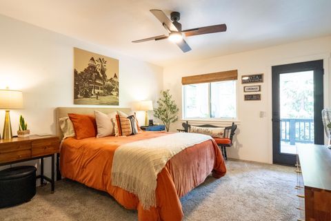 Tiny photo for 1168 NE Bonney Doon Lane, Grants Pass, OR 97526 (MLS # 220220208)