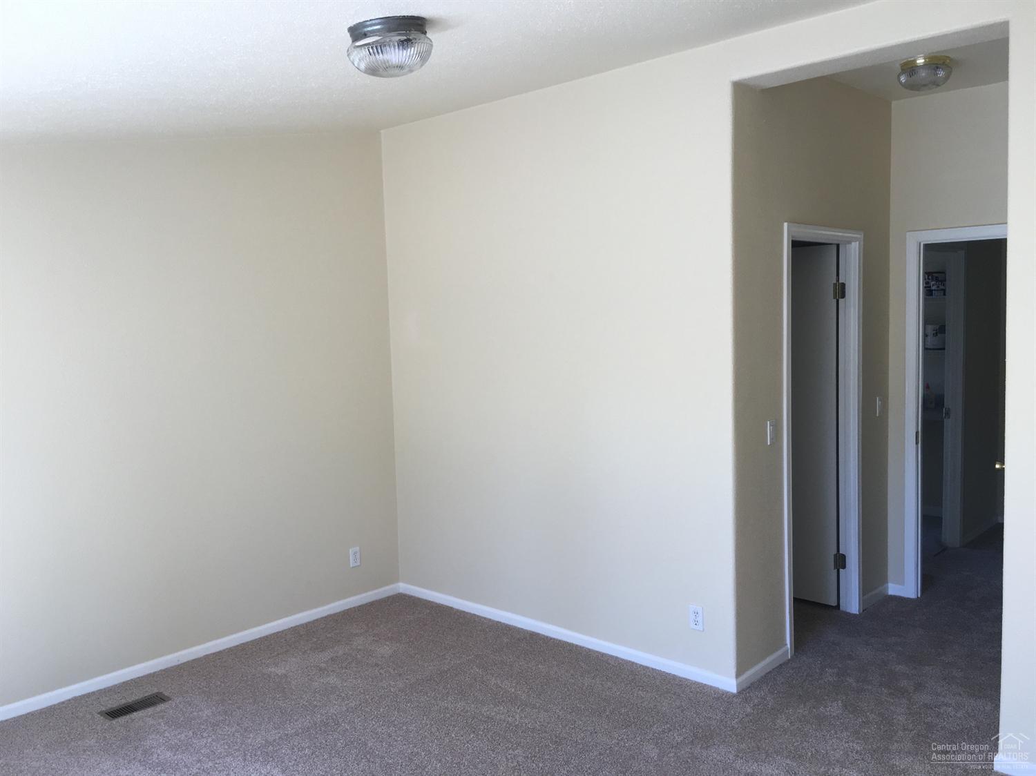 Forked Horn Estate - Residential