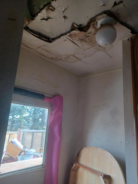 Tiny photo for 632 Roseway Drive, Klamath Falls, OR 97601 (MLS # 220215141)