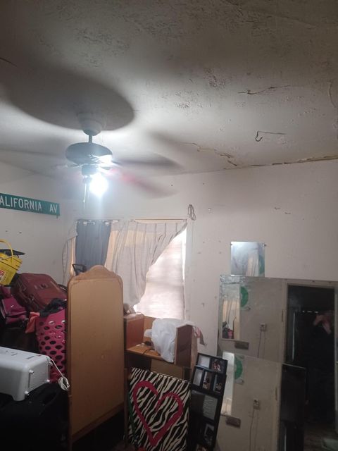 Tiny photo for 632 Roseway Drive, Klamath Falls, OR 97601 (MLS # 220215141)