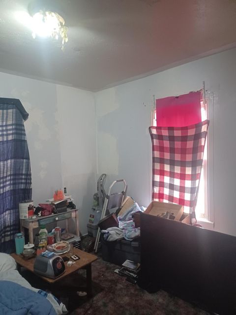 Tiny photo for 632 Roseway Drive, Klamath Falls, OR 97601 (MLS # 220215141)