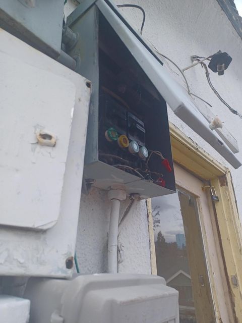 Tiny photo for 632 Roseway Drive, Klamath Falls, OR 97601 (MLS # 220215141)